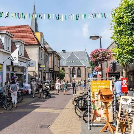 Schitterend 6 Persoons Met Hottub Aan De Bossen Alpesi faház *