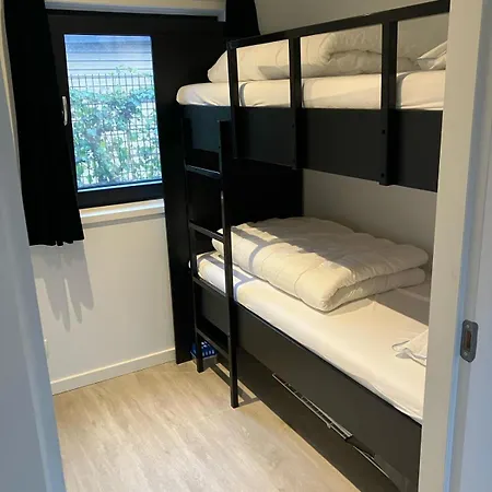 Schitterend 6 Persoons Met Hottub Aan De Bossen Alpesi faház