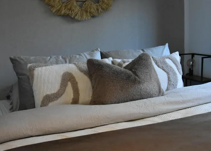 Schitterend 6 Persoons Met Hottub Aan De Bossen Chalet *