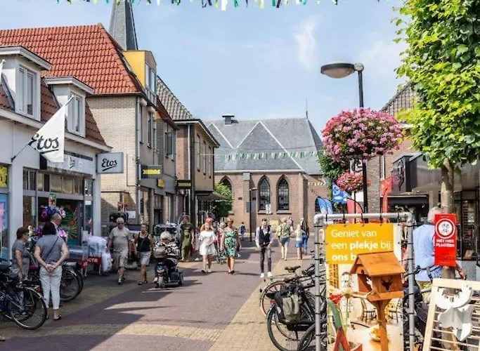 Schitterend 6 Persoons Met Hottub Aan De Bossen Domek alpejski *